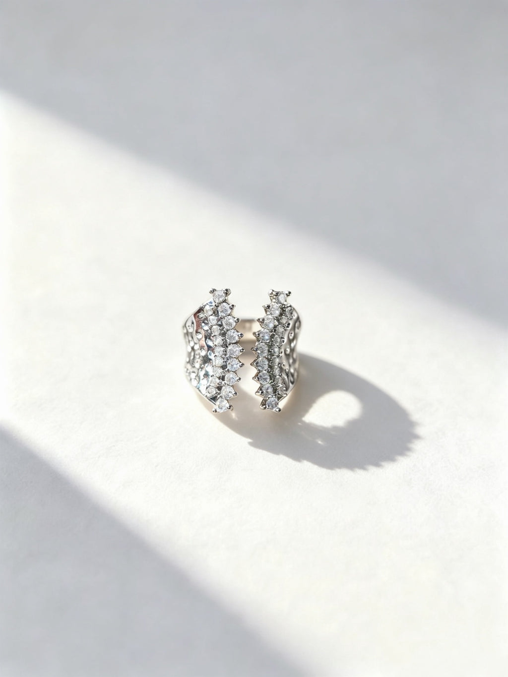 Stella Wave Ring