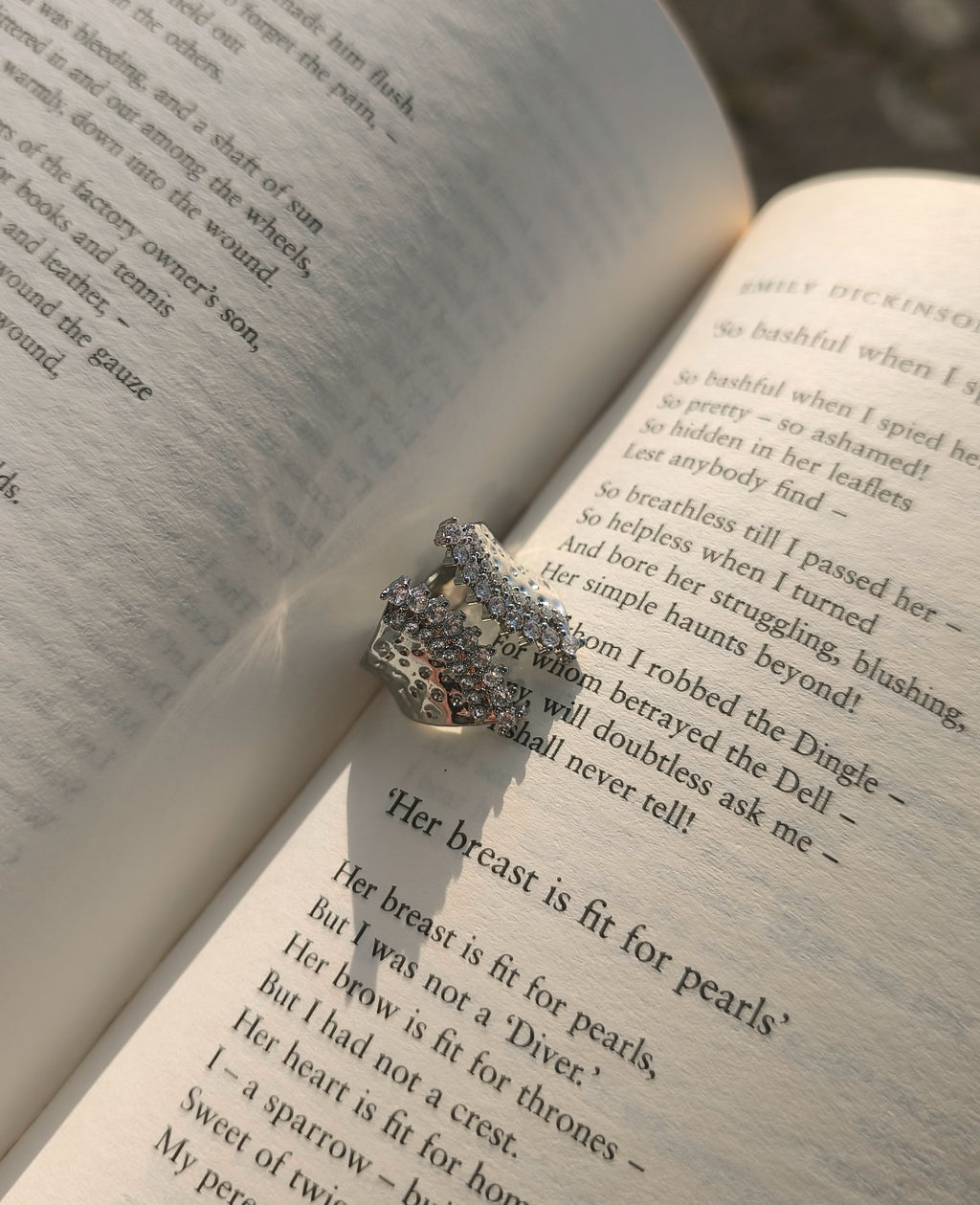 Stella Wave Ring