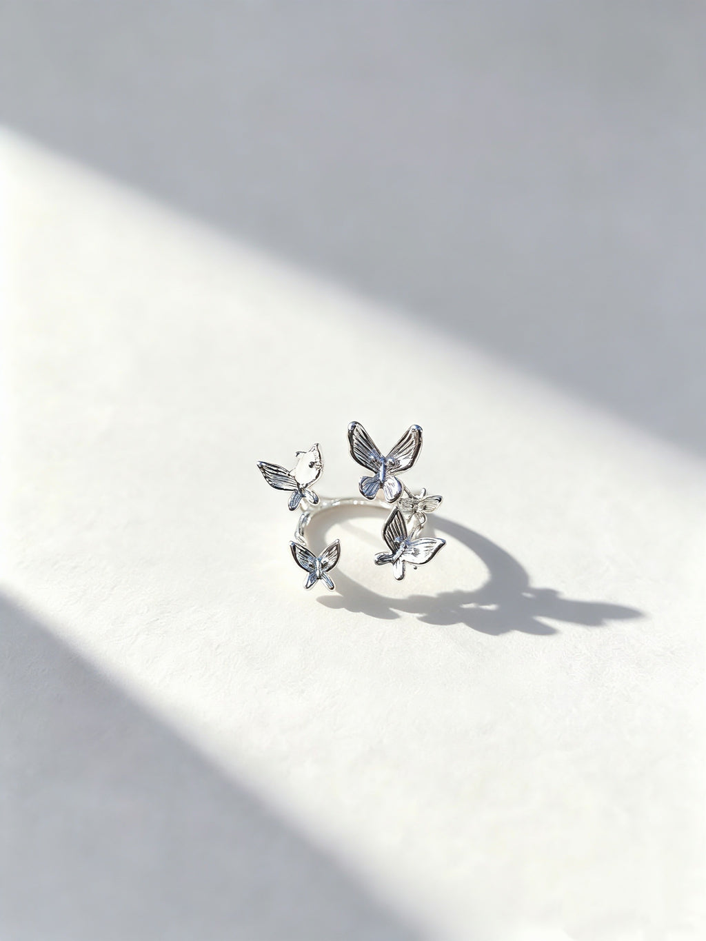 Aurelia Whisper Ring