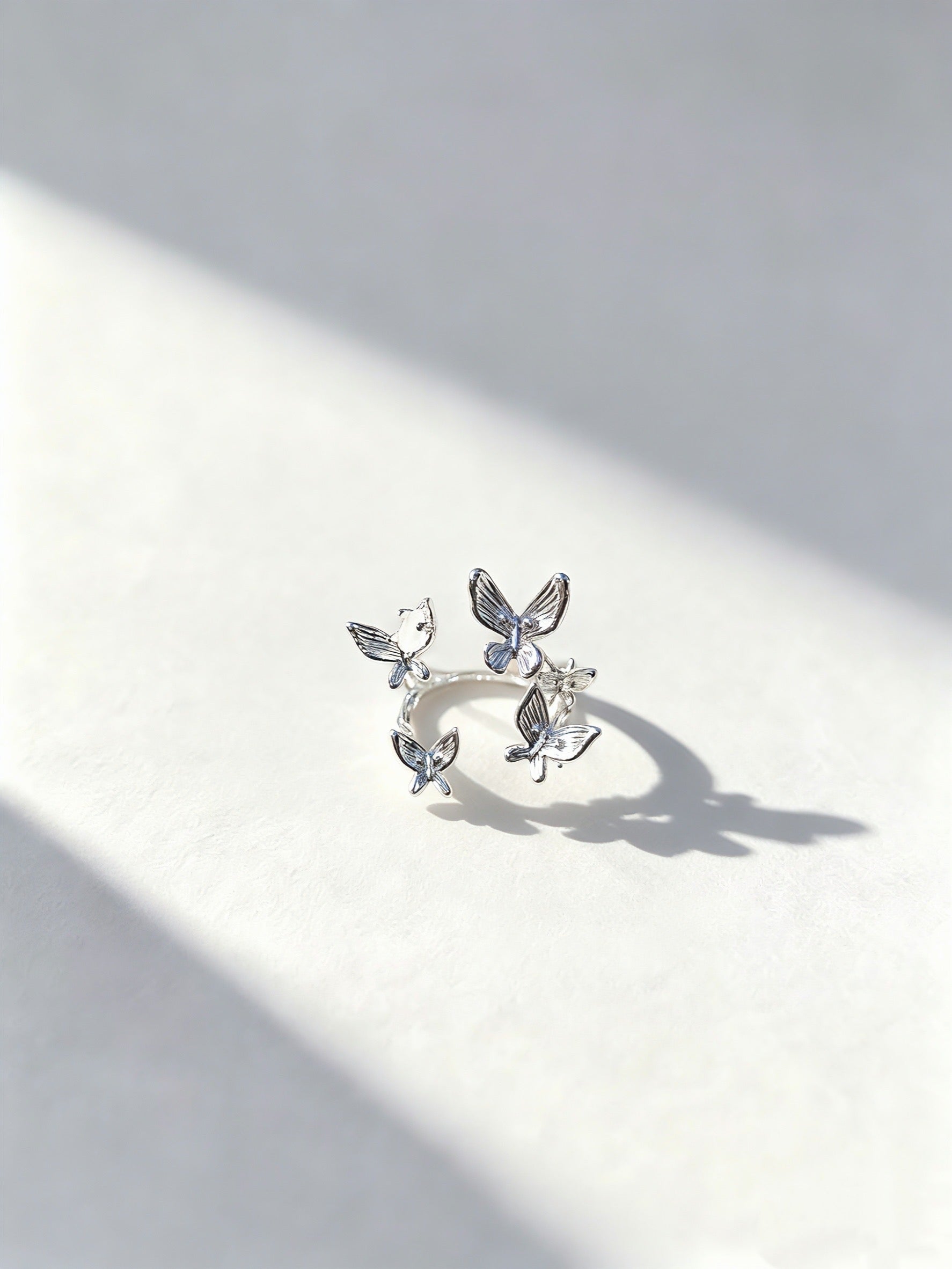 Aurelia Whisper Ring